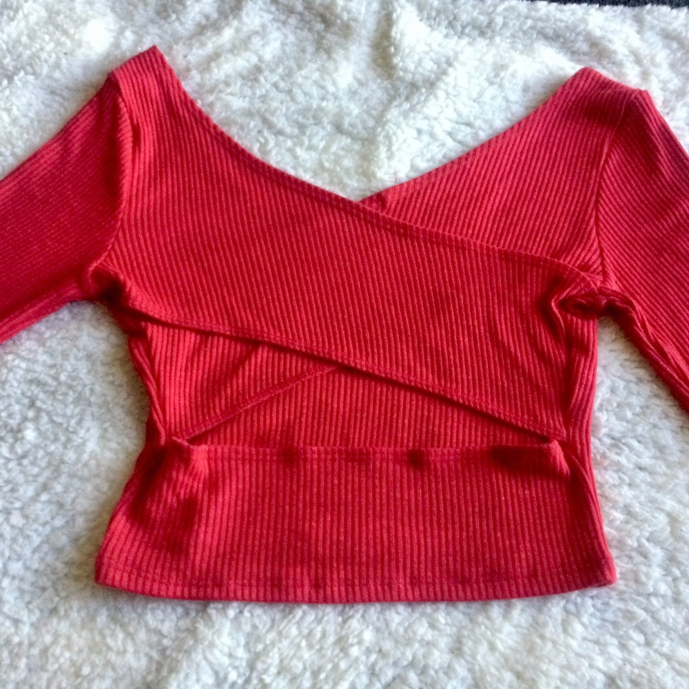 NWOT FOREVER 21 Ribbed Wrap Back Detail Top